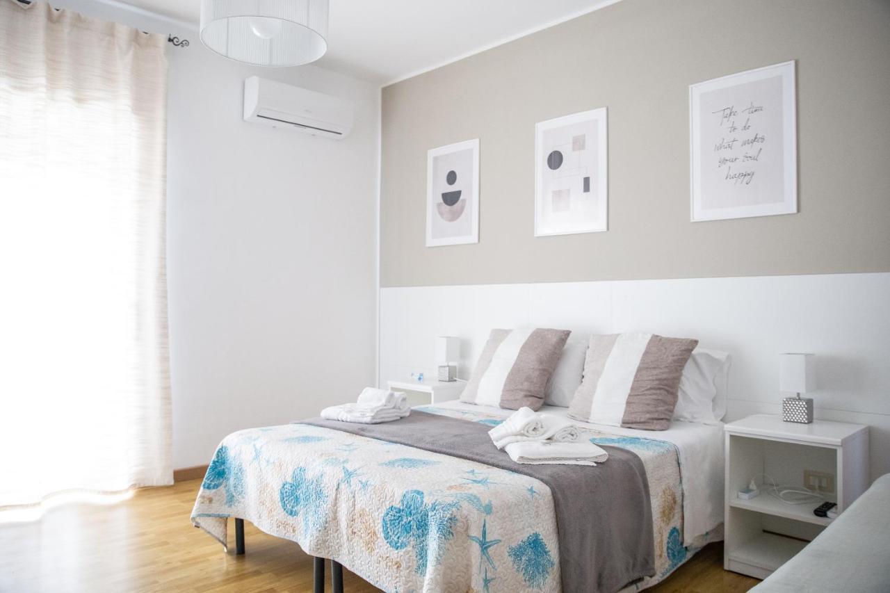 B&B Pitagora โครโตเน ภายนอก รูปภาพ